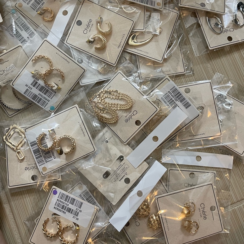 [Sample sale] Random Earrings 7 pairs